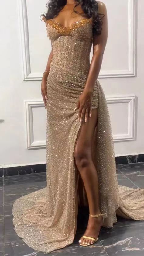 Luolandi Sexy Strapless Sleeveless Formal Wear Dress Champagne Sequin Long Prom Dress Charming Evening Gown Black Girl Birthday Party Dress With Slit