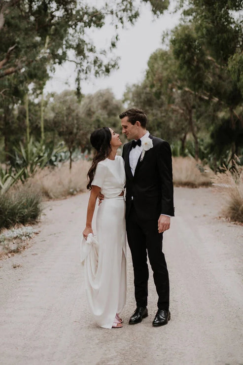 Luolandi Sheath Engaged Noivas Wedding Dresses With Slit Short Sleeve Floor Length Simple