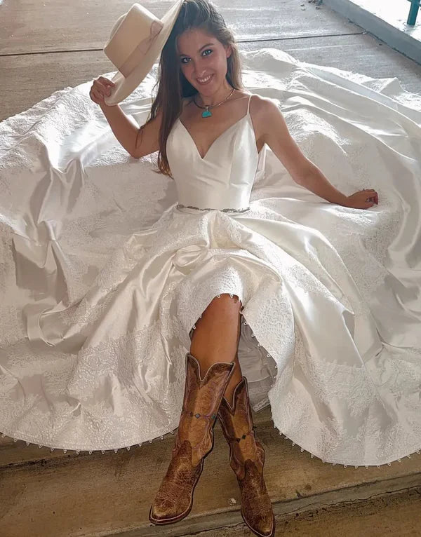 Luolandi Simple A-Line Spaghetti Straps Satin Wedding Dress With Belt Beautiful