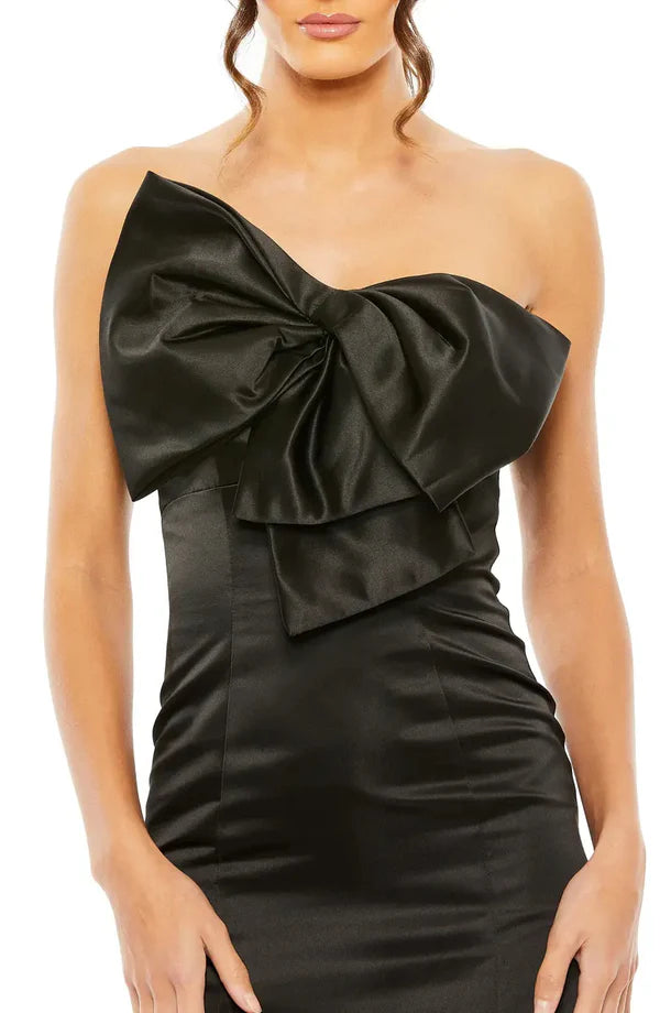 Luolandi Noble strapless off the shoulder satin fishtail and ground length butterfly dew back evening dress Solid Color