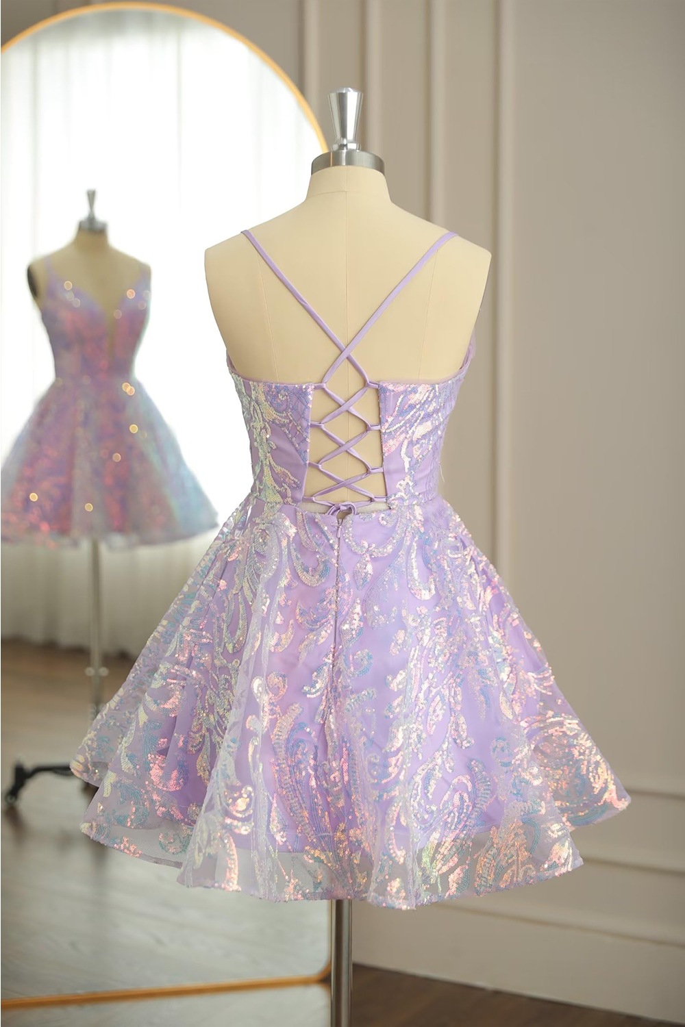 Luolandi Cute Spaghetti Straps Short/Mini A Line Homecoming Cocktail Dresses Sweetheart Graduation Dress