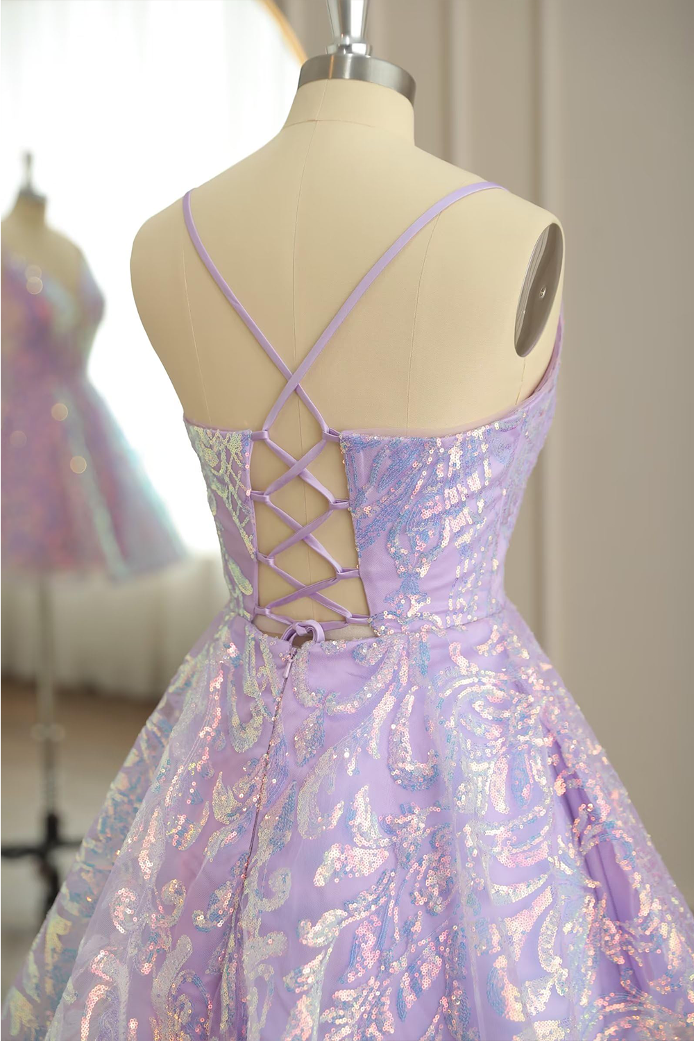 Luolandi Cute Spaghetti Straps Short/Mini A Line Homecoming Cocktail Dresses Sweetheart Graduation Dress