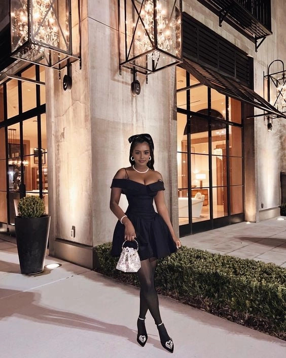 Luolandi Stylish Black A-Line Spaghetti Straps Short Homecoming Dress Fashion Summer Mini Graduation Party Dress