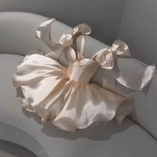 Luolandi Sweet A line Straps Satin Short Homecoming Dress Cute Graduation Dress Lovely Birthday Party Dress With Bow