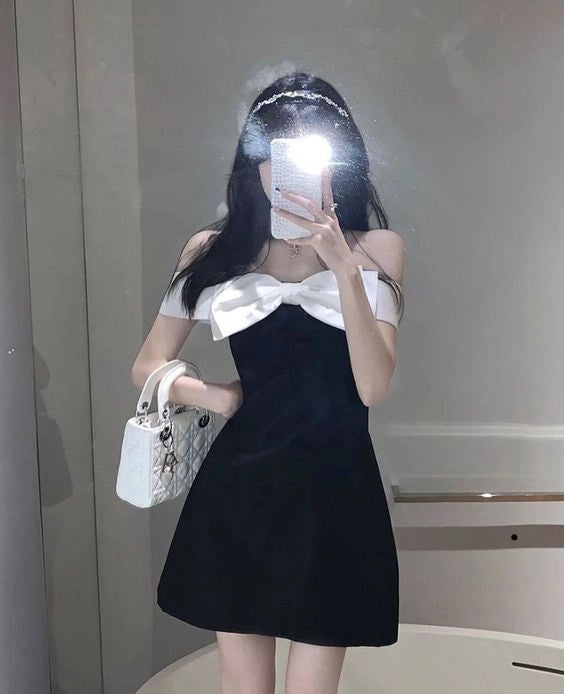 Luolandi Sweet Off the Shoulder Black Short Homecoming Dress Cute Mini Graduation Party Dress With Bow