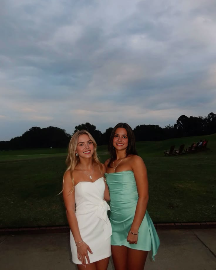 Luolandi Sweet Sheath Sleeveless Short Prom Dress Cute Simple Homecoming Dress Lovely Graduation Dress Mini Birthday Party Dress