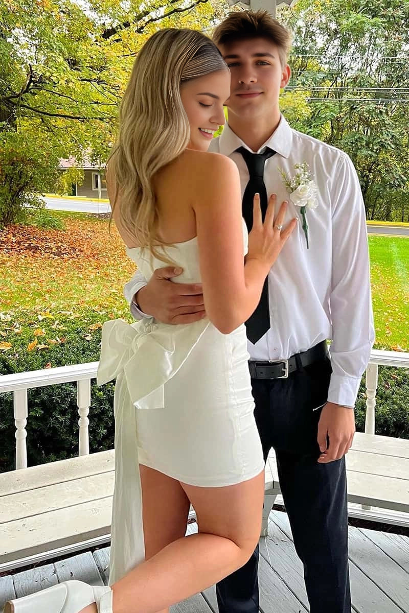 Luolandi Sweet Sheath Strapless Sleeveless Short Homecoming Dress Cute Graduation Party Dress with Bow