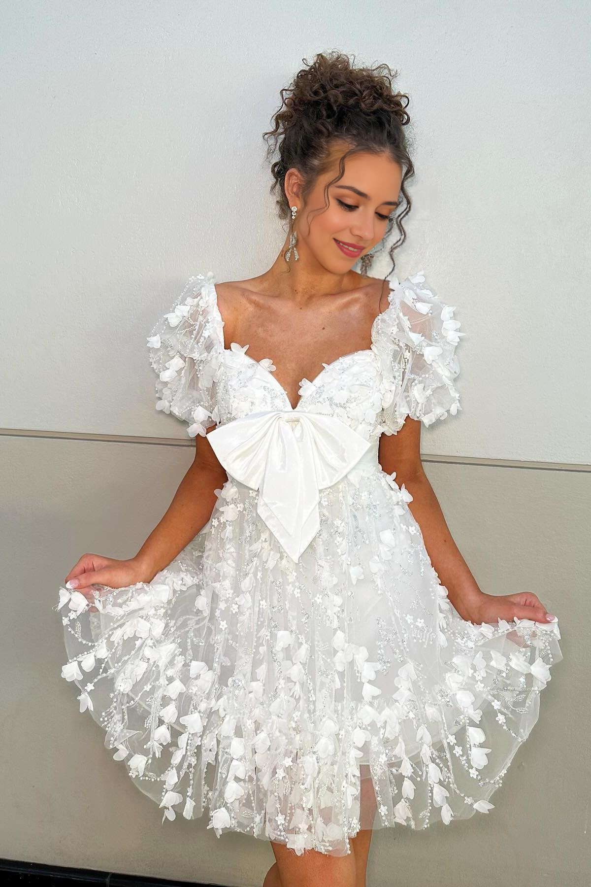 Luolandi Sweetheart A Line Short Puff Sleeves Homecoming Dress Cute Graduation Dress Lovely Birthday Party Dress