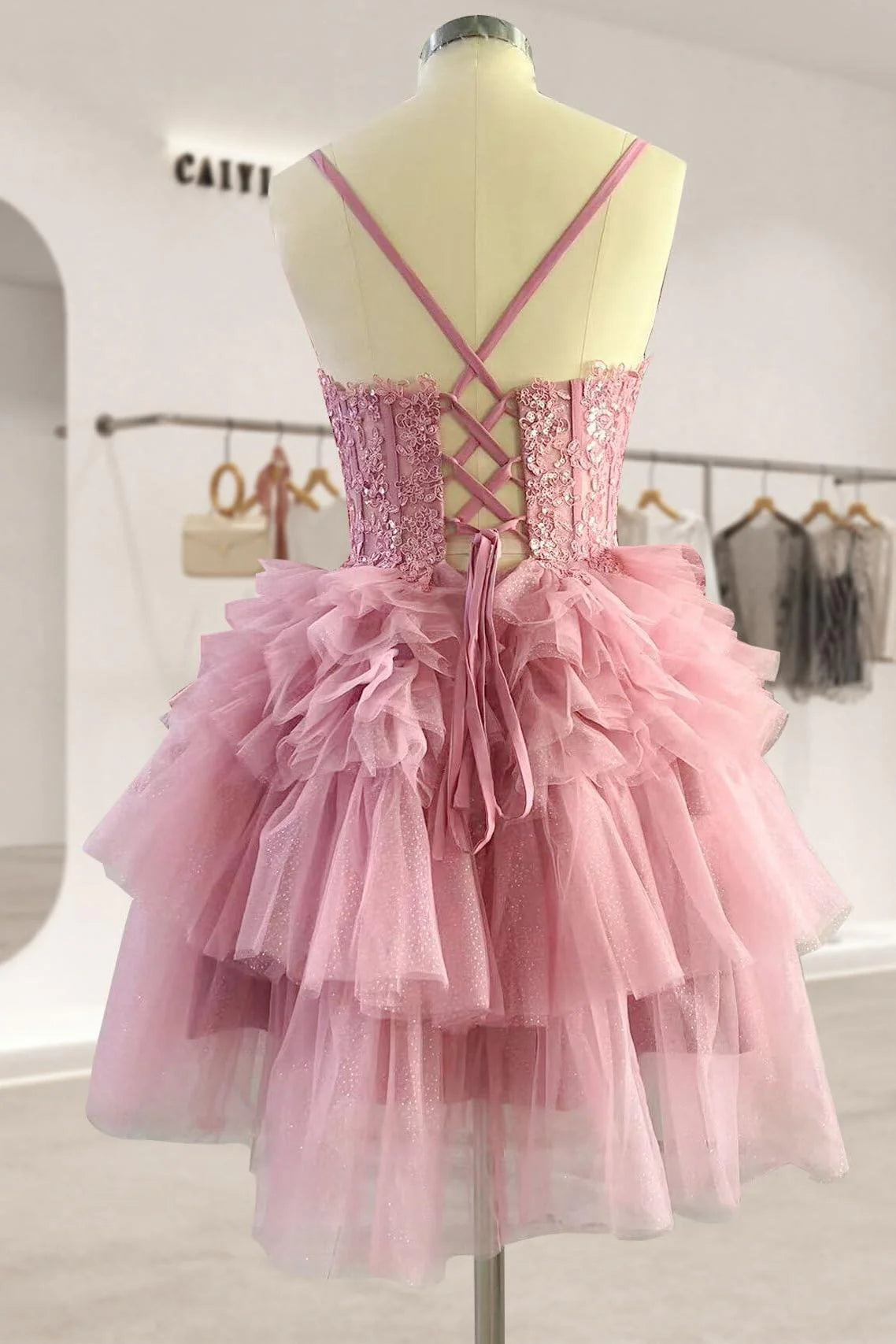 Luolandi Sweetheart A Line Straps Tiered Ruffle Homecoming Dress With Appliques Cute Graduation Dress Lovely Birthday Party Dress