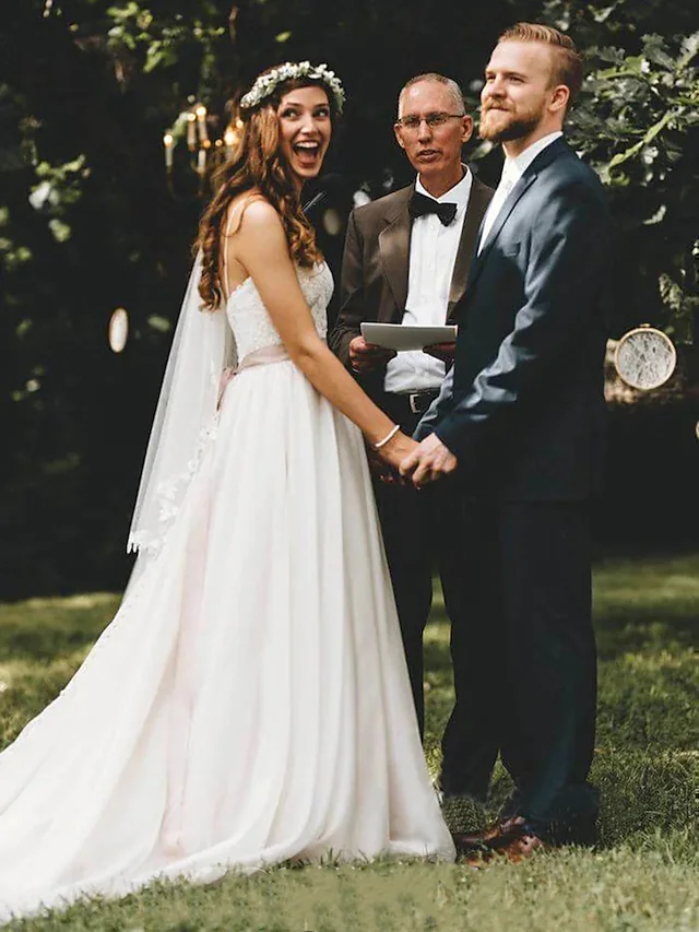 Luolandi Wedding Dresses Spaghetti Strap Court Train Lace Tulle Sleeveless Country Romantic Beach with Sashes Ribbons Pleats