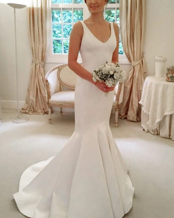 Luolandi Alluring Satin Spaghetti Straps Neckline Mermaid Wedding Dresses Simple Bridal Gown Without Wedding Veil