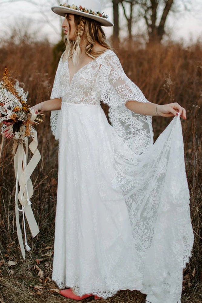 Luolandi A Line Backless Lace Wedding Gowns V Neck Rustic 3/4 Sleeve Wedding Dresses Sexy