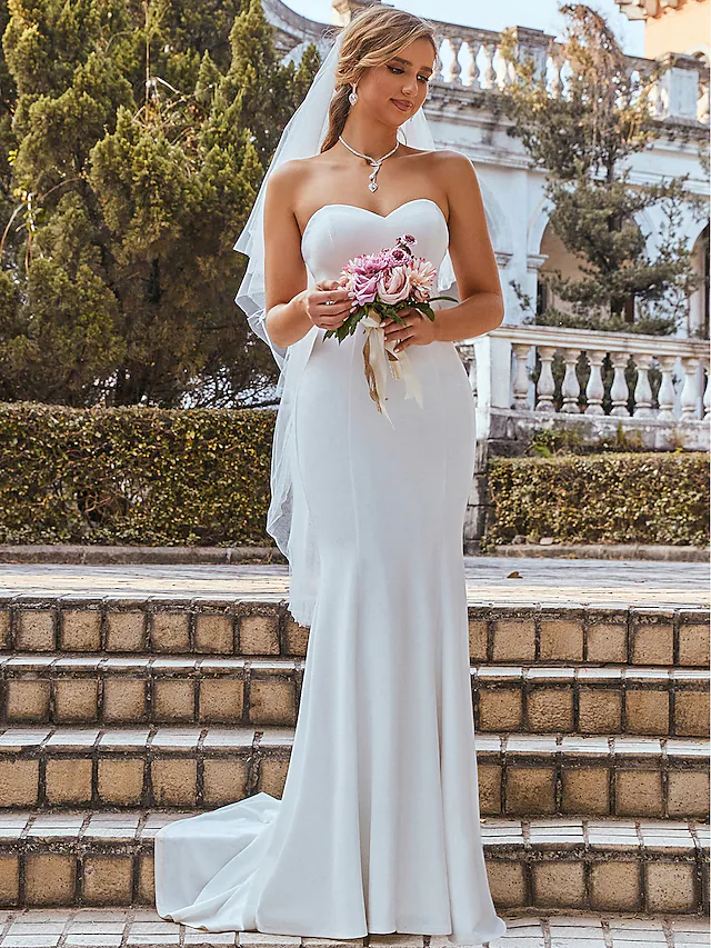 Luolandi Long Wedding Dresses V Neck Floor Length Chiffon Sleeveless Romantic with Pleats