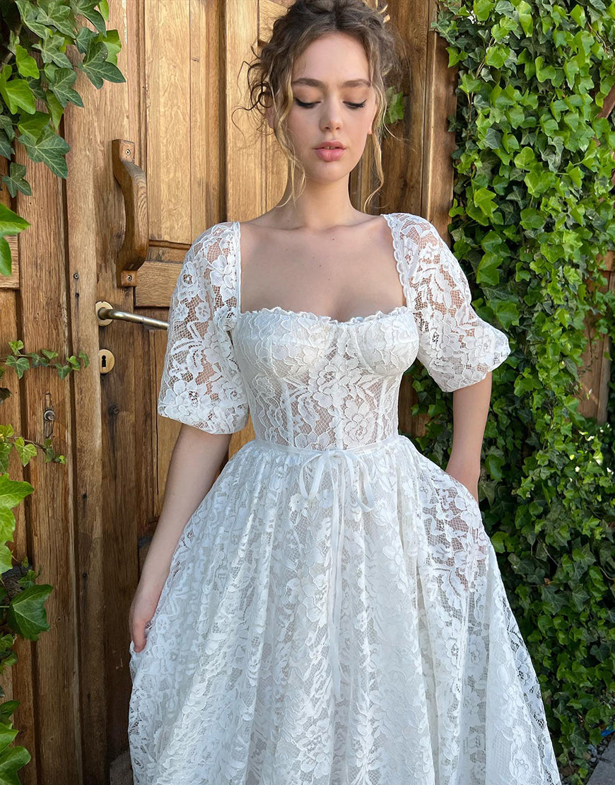 Luolandi Short Lace Wedding Dress with Sleeves Sexy Beautiful