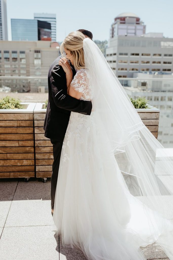 Luolandi V Neck Short Sleeves A Line Wedding Dresses Tulle With Applique Sweep Train Beautiful