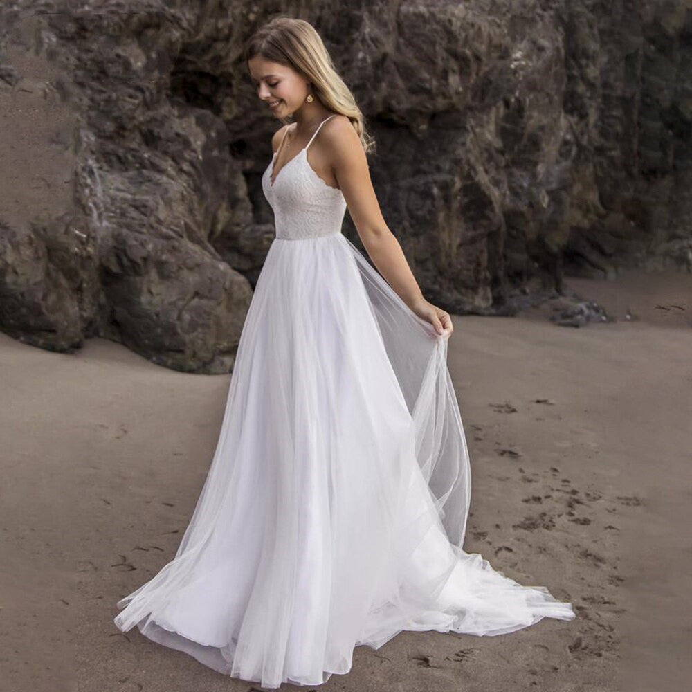 Luolandi Simple Tulle Spaghetti Straps Sweetheart Wedding Dresses With Lace Appliques Beach Bride Gown Sexy