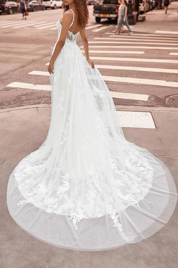 Luolandi Thin shoulder strap V-neck fishtail wedding dress with detachable hem and lace bridal gown Beautiful