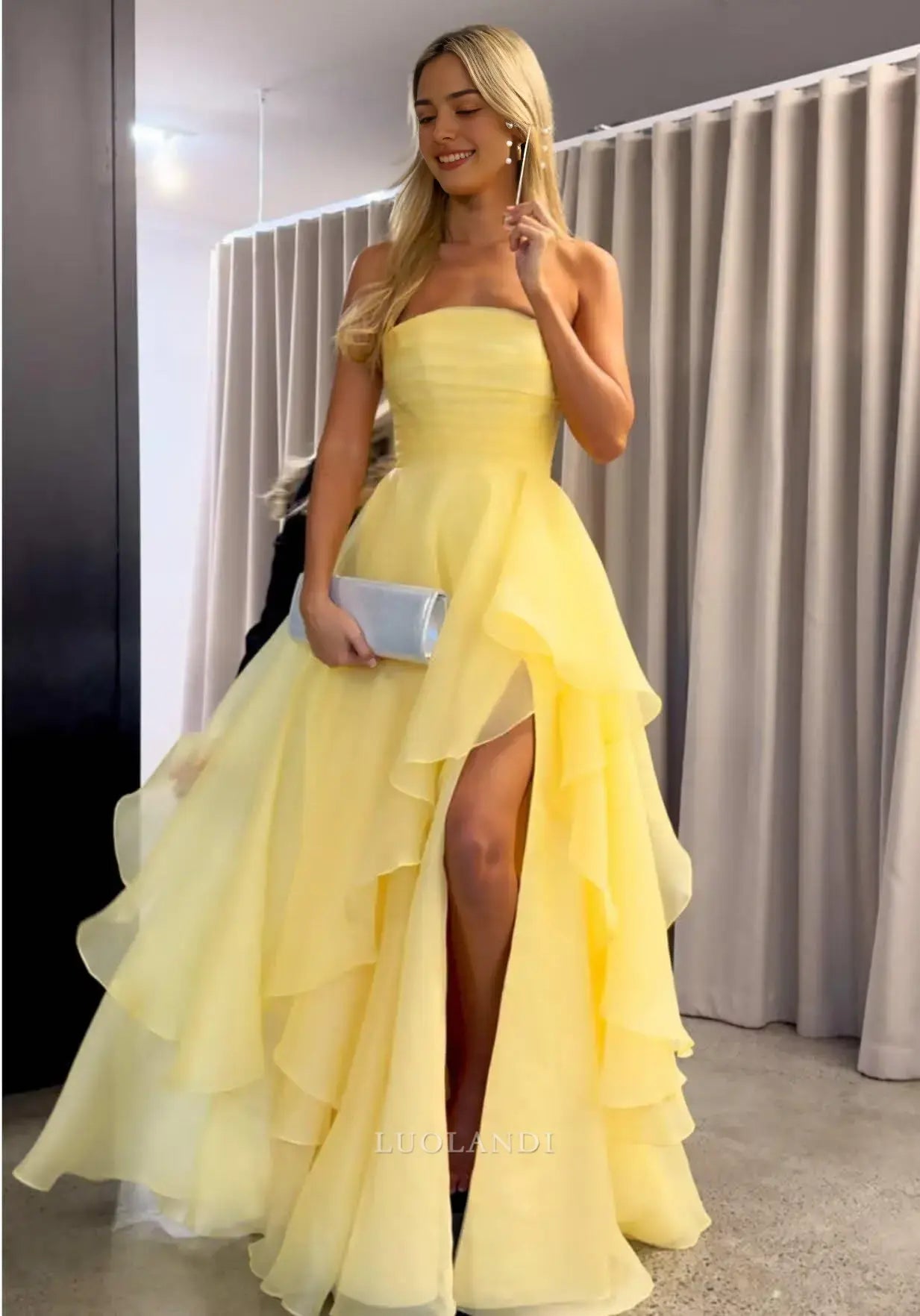 Luolandi Yellow Elegant A-Line Strapless Sleeveless Tiered Prom Dress With Slit Charming Evening Party Dress