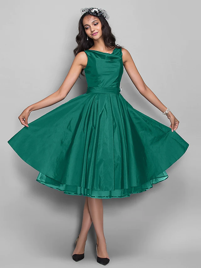 Ball Gown Cocktail Party Prom Dress V Neck Sleeveless Knee Length Taffeta with Pleats