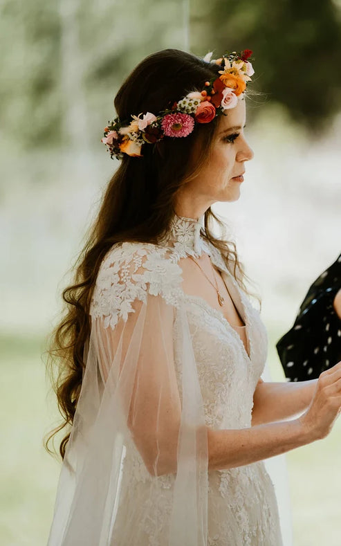 Luolandi A-Line V-Neck Lace Modern Wedding Dress Short Sleeves With Appliques Beautiful