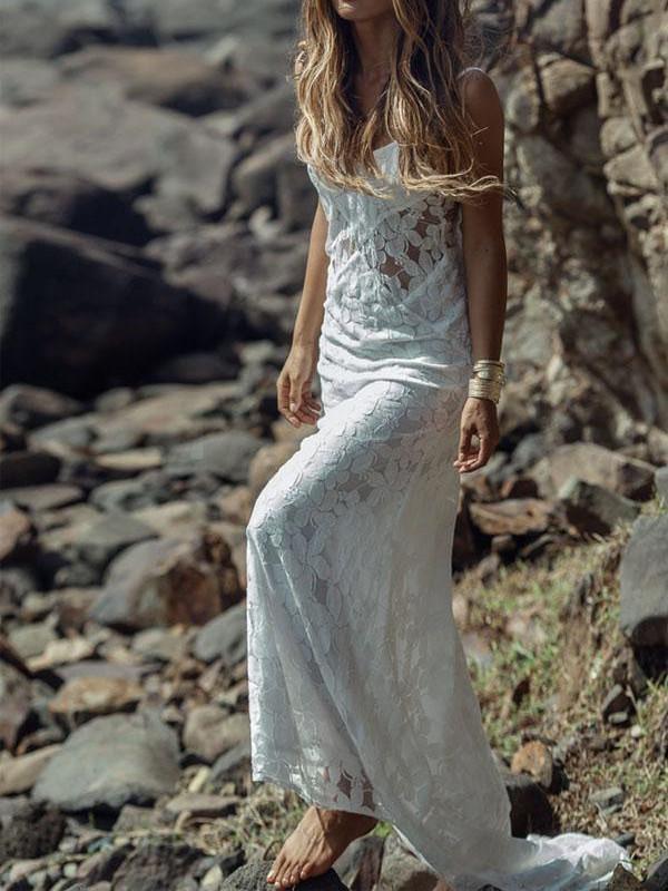 Luolandi A-line Spaghetti Strap Sweep Train Lace Simple Wedding Dresses Elegant