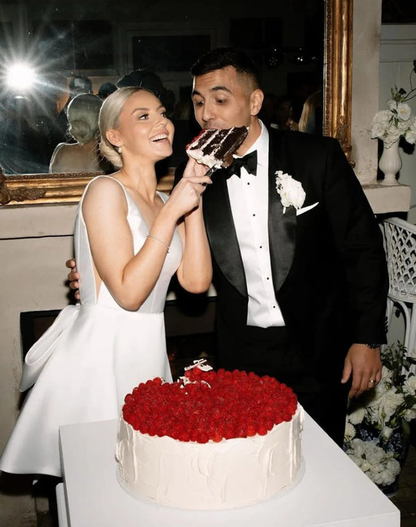 Luolandi A-Line Satin V-Neck Short Wedding Dress with Bow Sexy