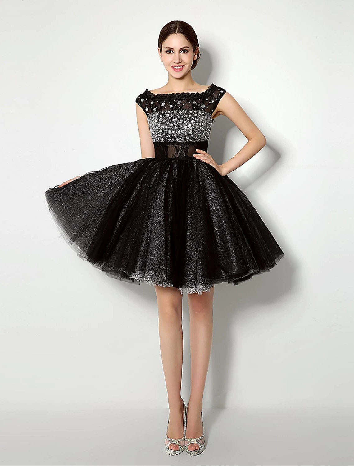 Luolandi Ball Gown Fit & Flare Little Black Dress Dress Cocktail Party Short / Mini Sleeveless Bateau Neck Tulle with Lace Sash