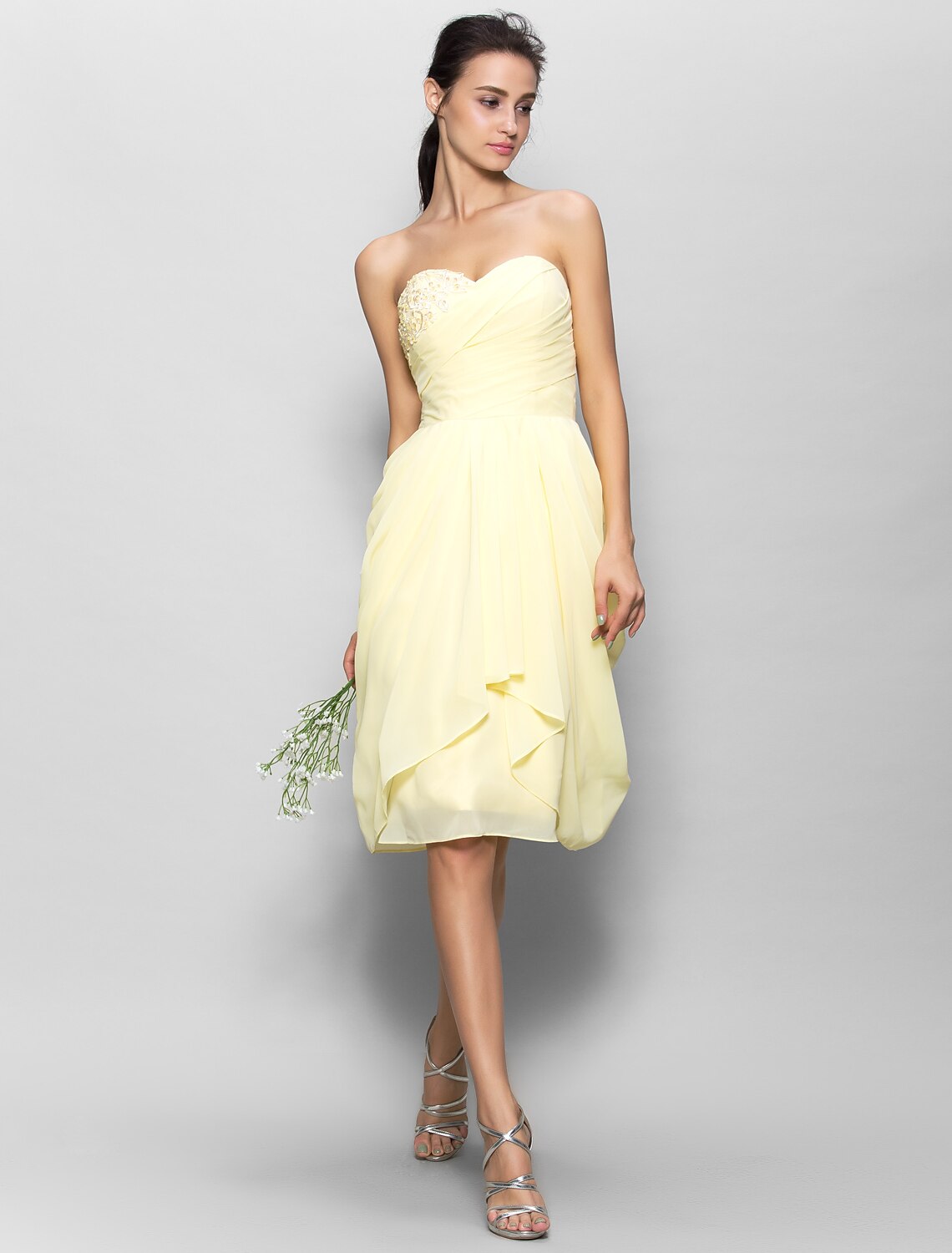 Luolandi A-Line Sweetheart Neckline Knee Length Chiffon Bridesmaid Dress with Appliques Draping
