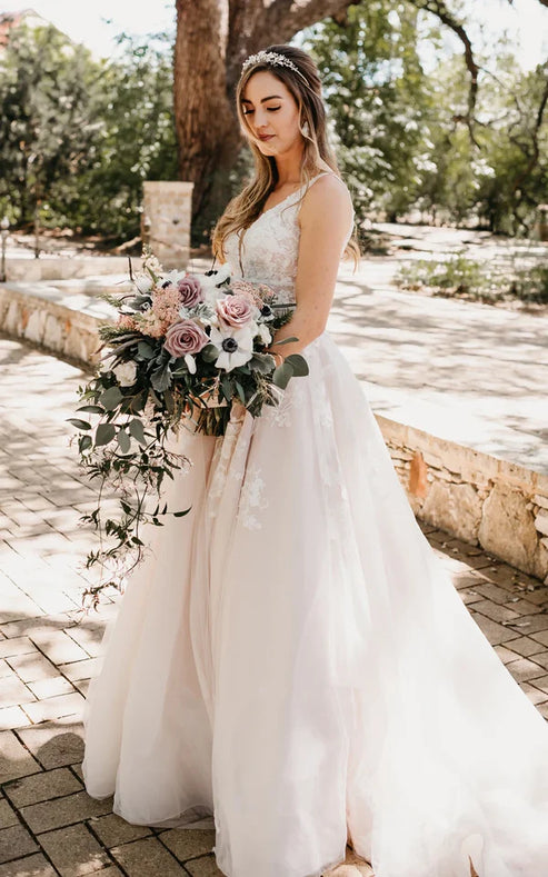 Luolandi Adorable A-Line Lace Wedding Dress With Appliques And Illusion Deep-V Back Beautiful Bridal Gown