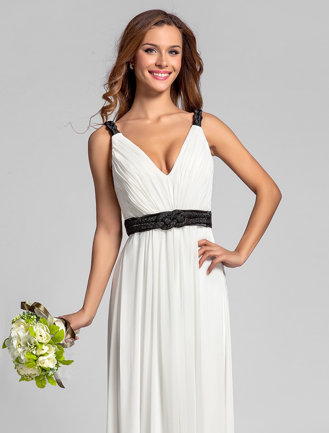 Luolandi Sheath / Column V Neck Floor Length Georgette Bridesmaid Dress with Sash