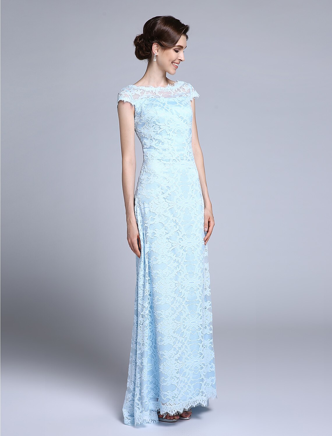 Luolandi Sheath / Column Mother of the Bride Dress Open Back Bateau Neck Floor Length Lace Short Sleeve