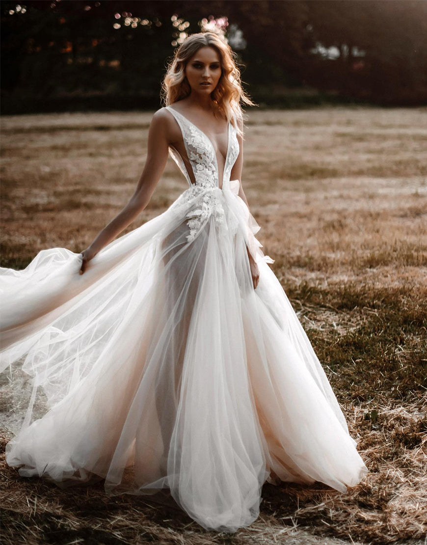 Luolandi A-line V Back Tulle Wedding Dress V-neck Open Back Floor Length Sexy