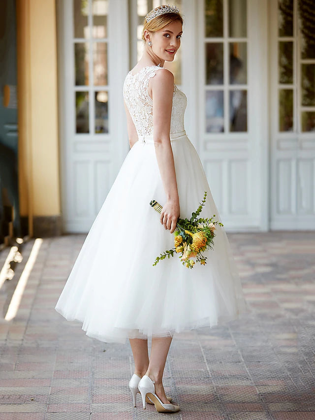 Luolandi Little Dresses Wedding Dresses Tea Length A-Line Sleeveless Illusion Neck Lace With Sashes / Ribbons