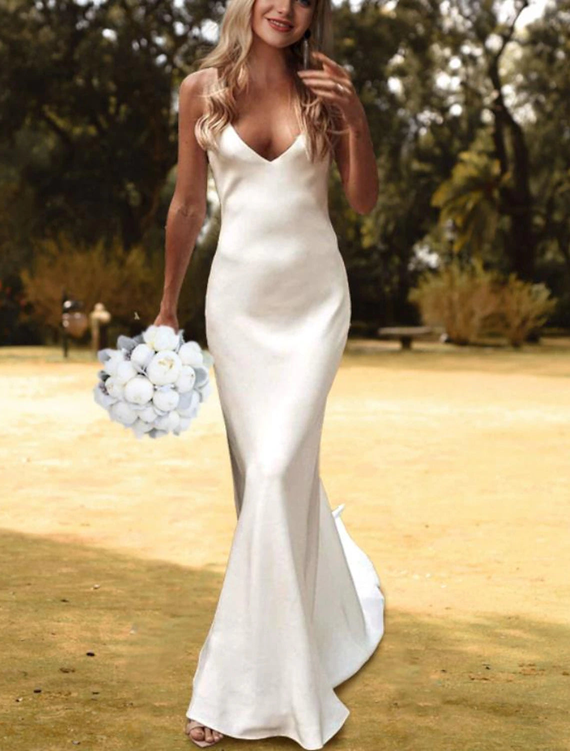 Luolandi Hall Casual Wedding Dresses Sheath / Column Camisole V Neck Spaghetti Strap Court Train Charmeuse Bridal Gowns