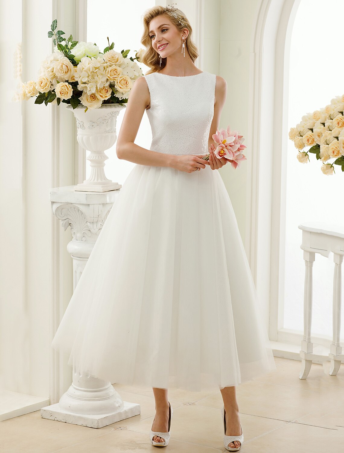 Luolandi Reception Sparkle & Shine Little Dresses Wedding Dresses A-Line Scoop Neck Sleeveless Tea Length Tulle Bridal Gowns With Lace