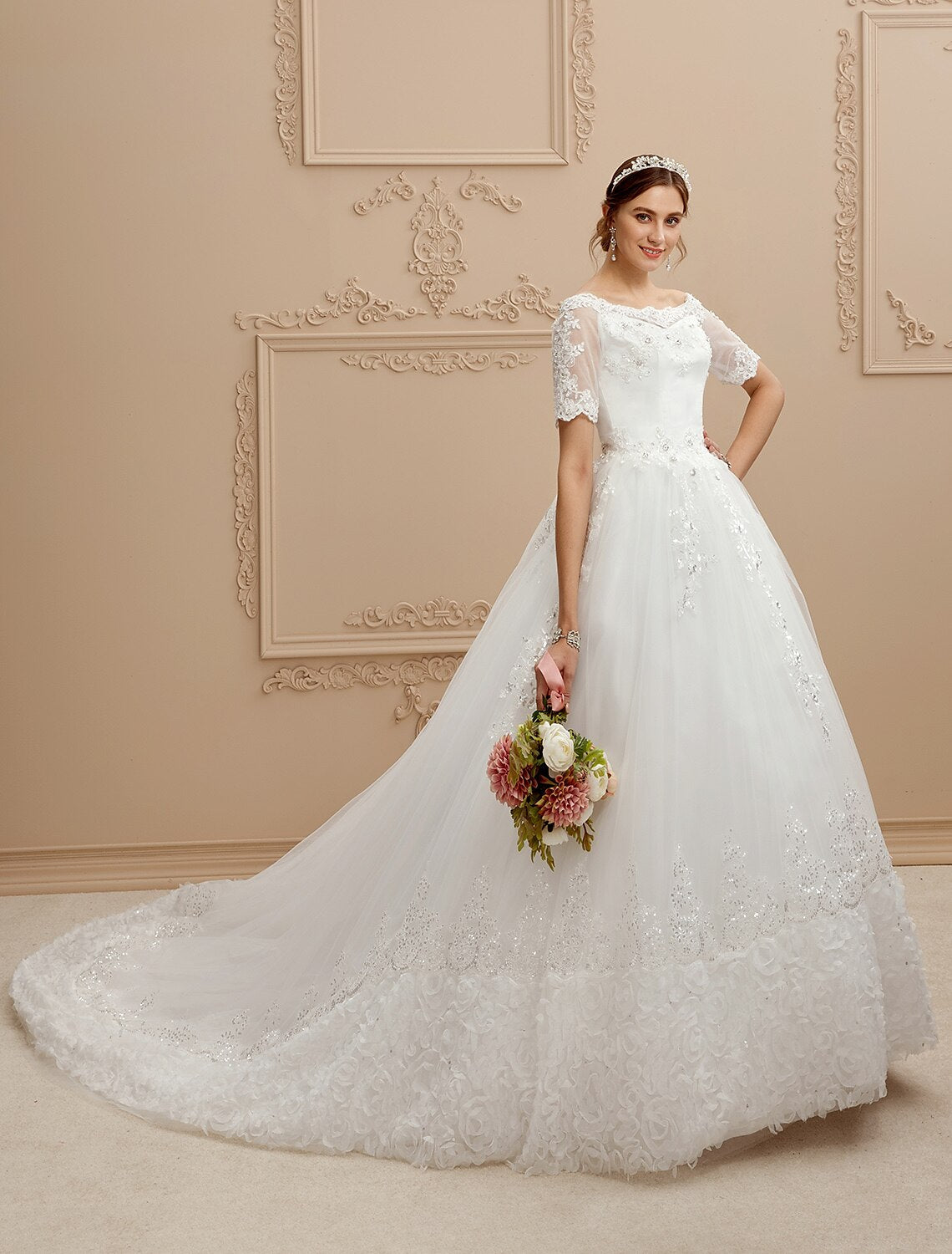 Luolandi A-Line Bateau Neck Cathedral Train Lace Made-To-Measure Long Wedding Dresses with Lace
