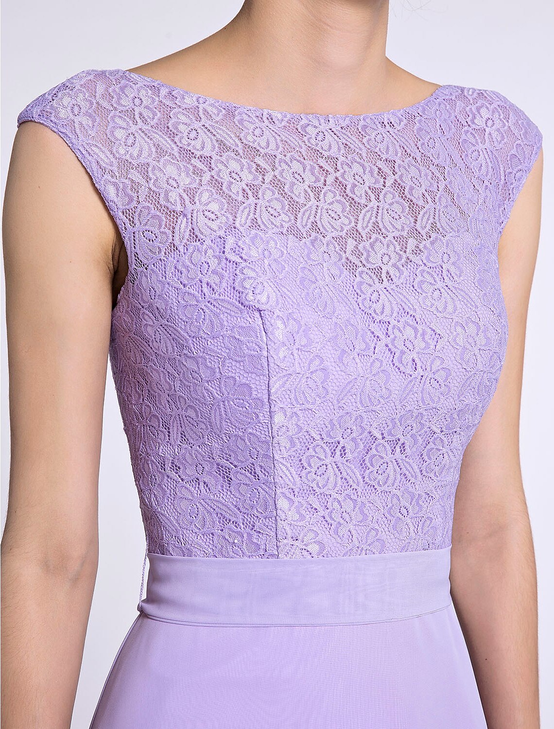 Luolandi A-Line Bridesmaid Dress Scoop Neck Sleeveless Knee Length Chiffon / Lace