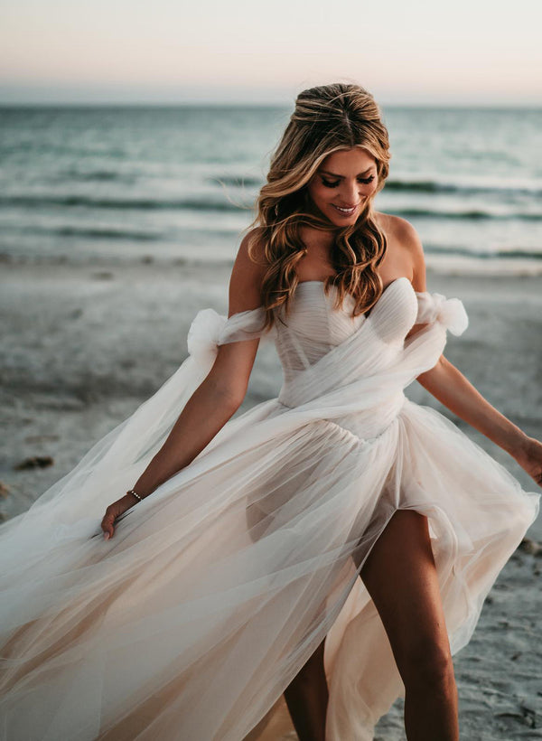 Luolandi Beach Pleated Tulle Off-The-Shoulder A-Line Wedding Dresses With Slit Beautiful