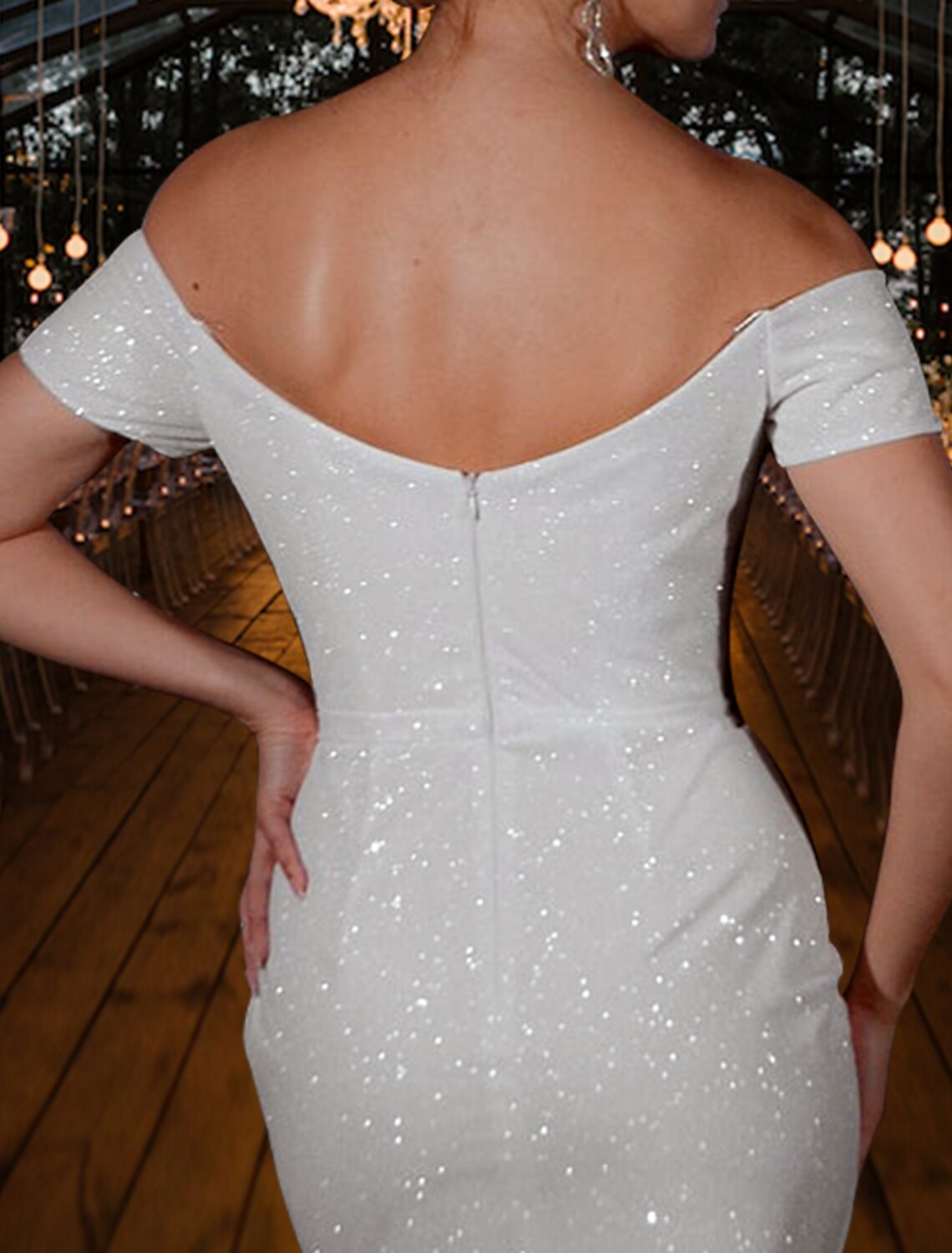 Luolandi Bachelorette Party Sparkle & Shine Little Dresses Wedding Dresses Sheath / Column Off Shoulder Cap Sleeve Tea Length Sequined Bridal Gowns With Ruched Split