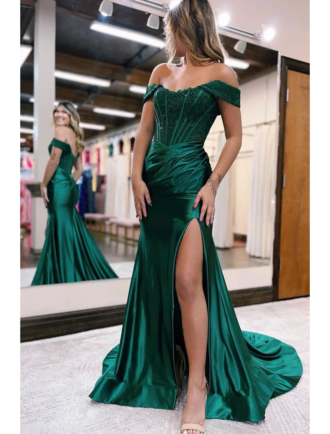 Luolandi Mermaid / Trumpet Evening Gown Empire Dress Formal Court Train Sleeveless Off Shoulder Imitation Silk