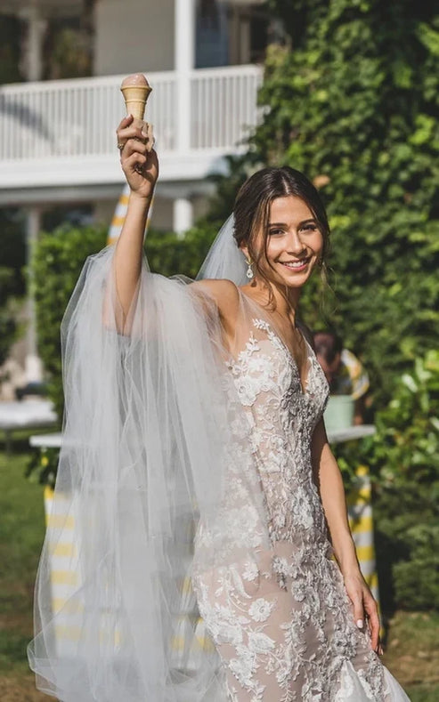 Luolandi Boho Mermaid Vintage Beach V-neck Ethereal Fairy Wedding Dress with Lace Appliques Beautiful