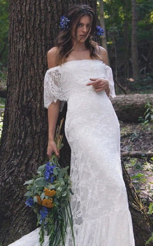 Luolandi Boho Off-Shoulder Sheath Scalloped Lace Wedding Dress With Long Train Beautiful