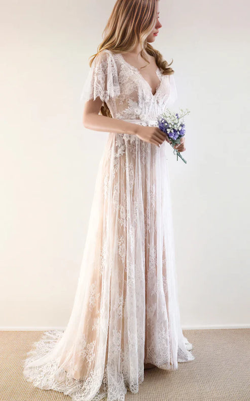 Luolandi Boho V-neck Beach A-line Country Elegant Lace Petals Illusion Bell Wedding Dress with Train Beautiful