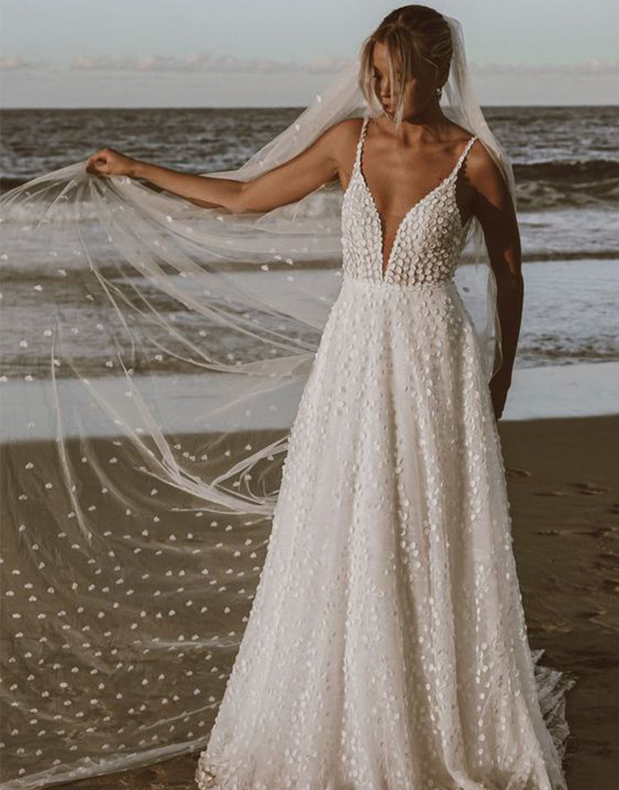 Luolandi Charming Boho Wedding Dress With Open Back V-neck Floor Length Sexy Dress