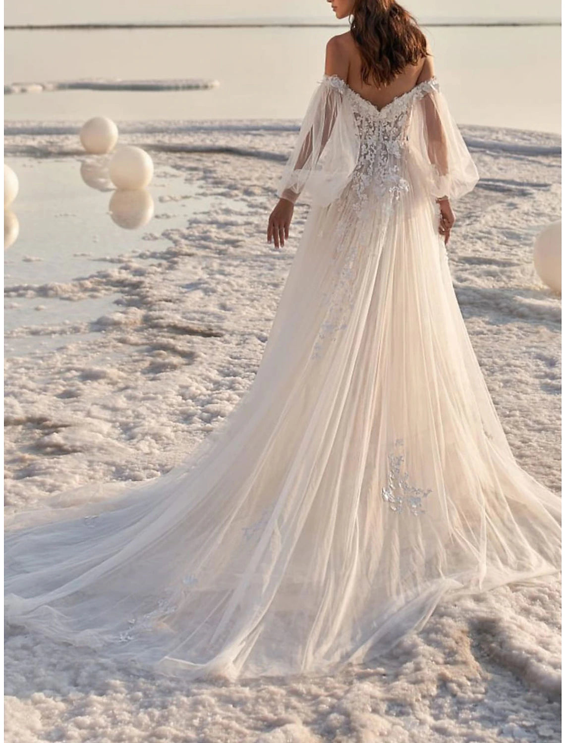 Luolandi Beach Formal Wedding Dresses A-Line Off Shoulder Long Sleeve Court Train Lace Bridal Gowns With Appliques Fall Wedding Party