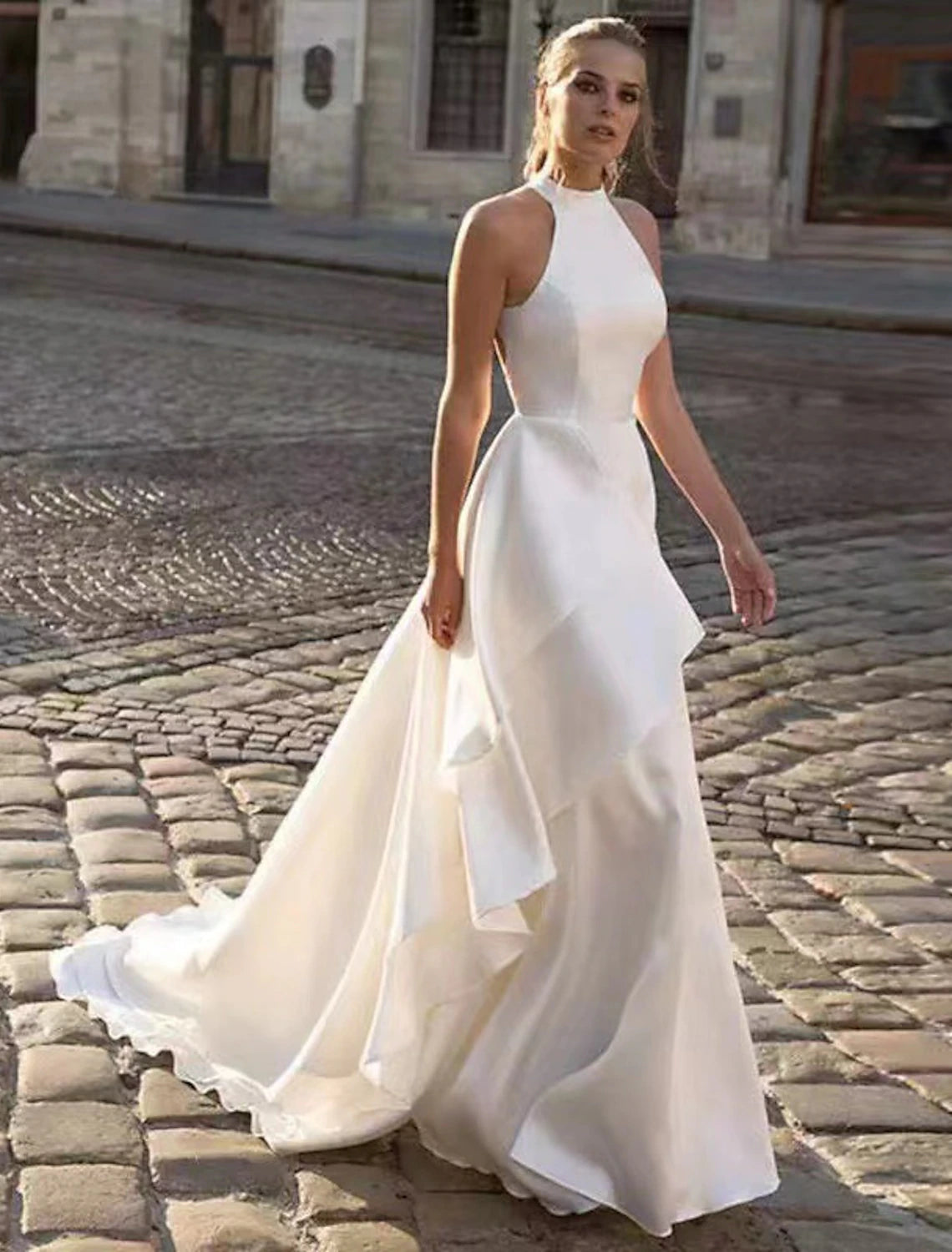Luolandi Reception Open Back Casual Wedding Dresses A-Line Halter Sleeveless Court Train Satin Bridal Gowns With Solid Color Fall Wedding Party