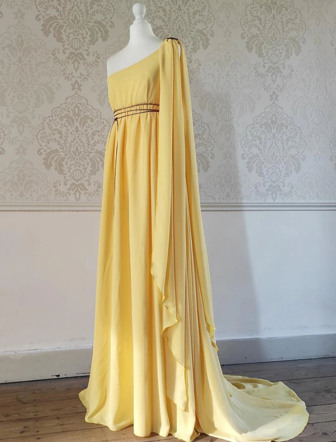 Luolandi A-Line Wedding Guest Dresses Elegant Dress Evening Party Court Train Sleeveless One Shoulder Chiffon