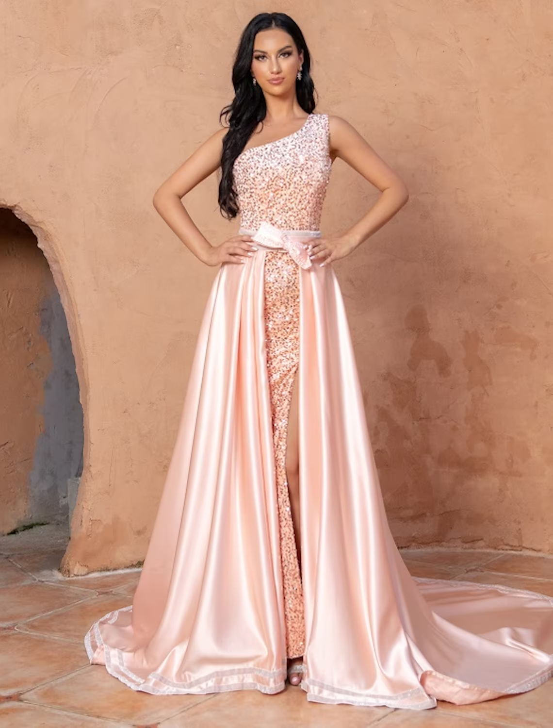 Luolandi A-Line Mermaid / Trumpet Cocktail Dresses Sexy Dress Wedding Party Court Train Sleeveless One Shoulder Sequined with Sequin