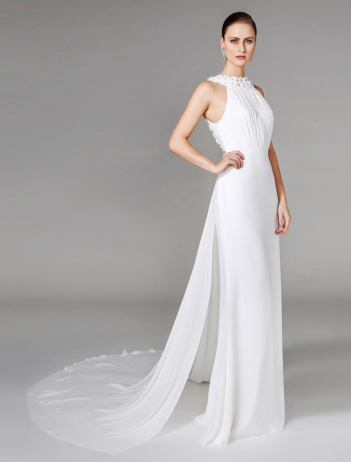 Luolandi Wedding Dresses Sheath / Column High Neck Sleeveless Chapel Train Chiffon Bridal Gowns