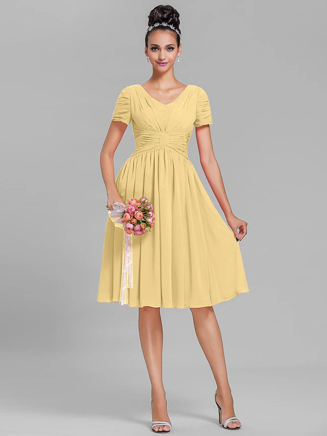 Sheath / Column Bridesmaid Dress V Neck Short Sleeve Vintage Inspired Knee Length Chiffon with Ruched